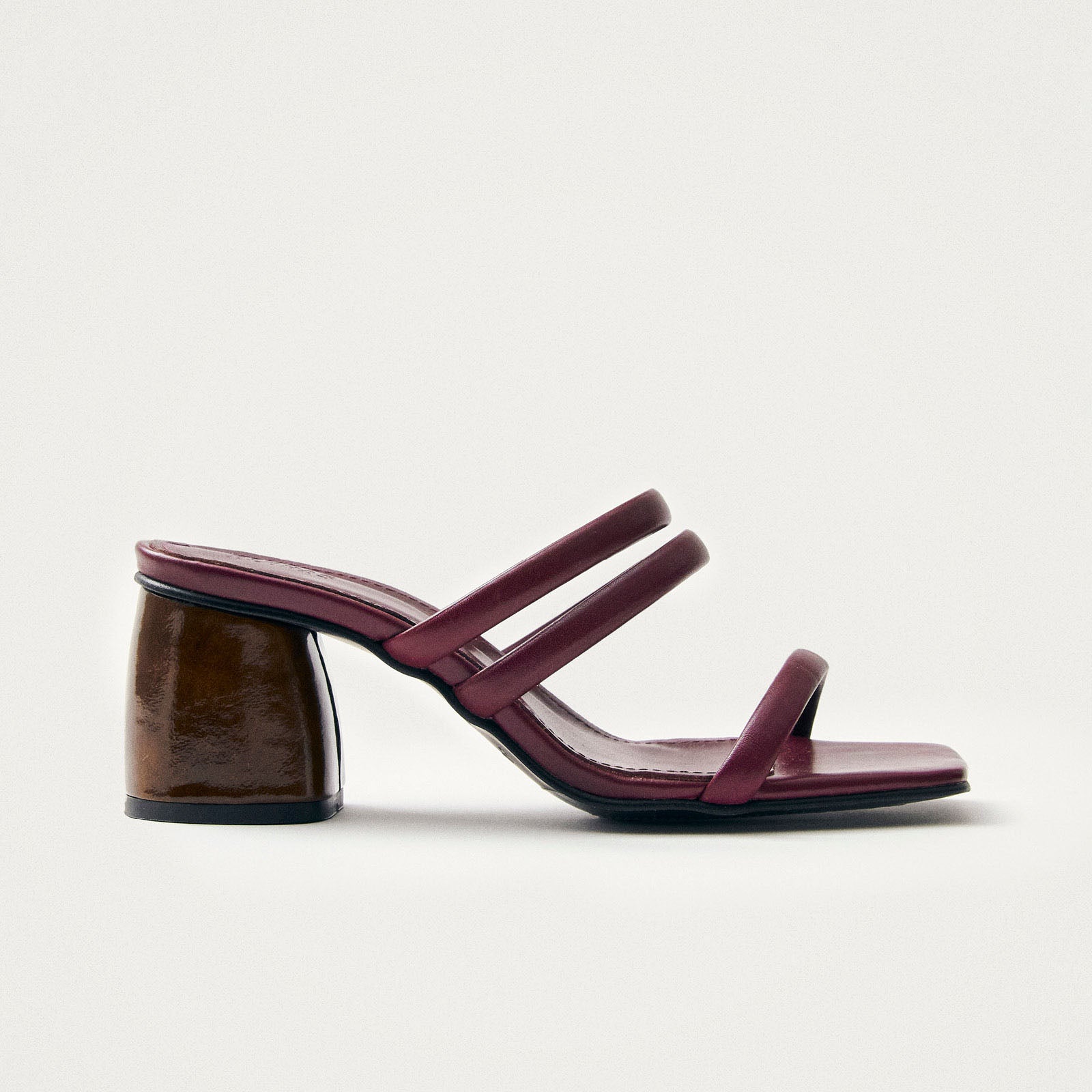 Indiana Bare Burgundy Leather Sandals - Image 3